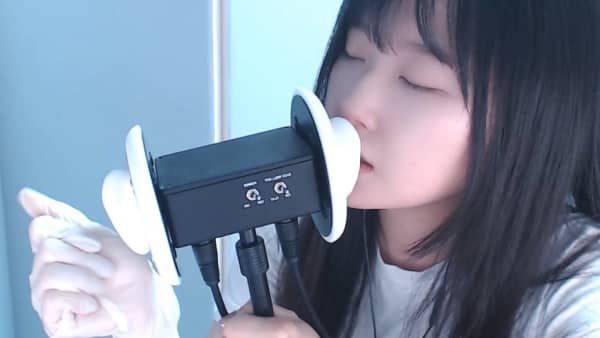 [chu_a츄아]乳胶手套和嘴巴的声音