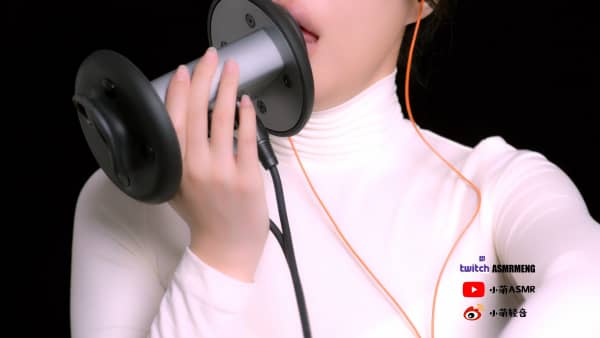 [仅在线]小萌轻音-白色高领毛衣