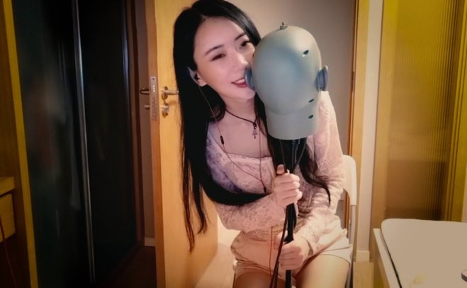 [kiki瓜 ASMR]舔耳和法式吻疗法