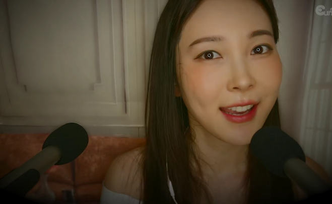 [Eunzel ASMR]女朋友在床上等你，耳语，耳部按摩和亲吻