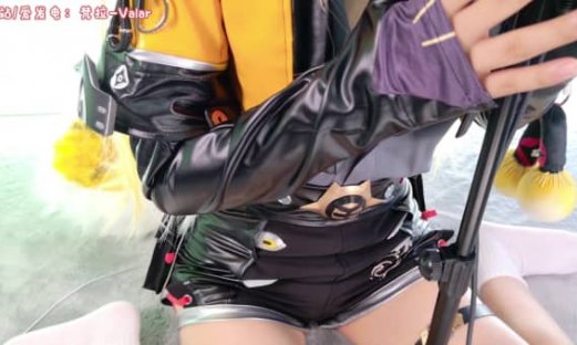 [梵拉]2025.8月会限 橘福福 豹纹里舔耳 白袜踩耳